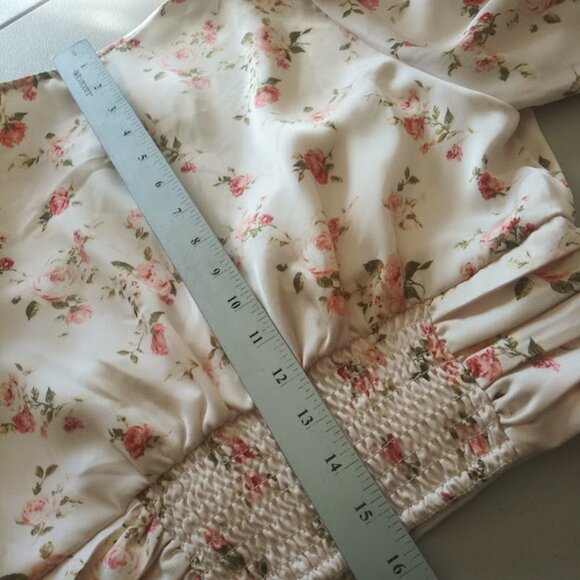 Forever 21 women's size S cream, pink and green floral long sleeve crop top - Picture 11 of 16